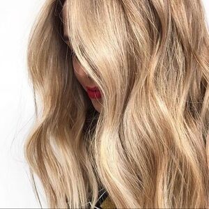 (1) 9G Redken Shades EQ